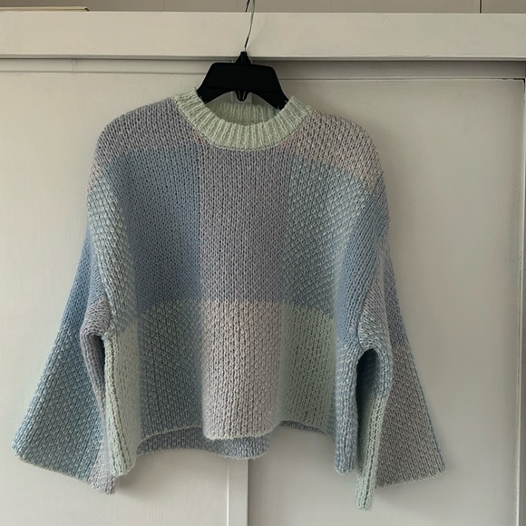 Jessica Simpson Sweaters - Pastel Knit Sweater